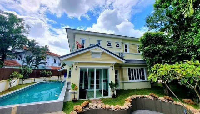บ้านเดี่ยวพูลวิลล่า 2 ชั้น รีโนเวทใหม่ เฟอร์นิเจอร์ครบ หางดง