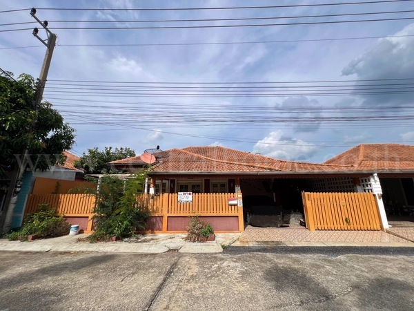 บ้านเดี่ยว หมู่บ้าน เสนากรีนวิลล์ รังสิต - คลอง 11 บึงน้ำรักษ์ ราคาถูก