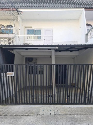 ให้เช่าทาวน์โฮม บ้านศิริโพธิ์นิเวศน์ สุขุมวิท 81 2 ห้องนอน 2 ห้องน้ำ 140 ตร.ม. ราคา 35000 บาท พร้อมอยู่