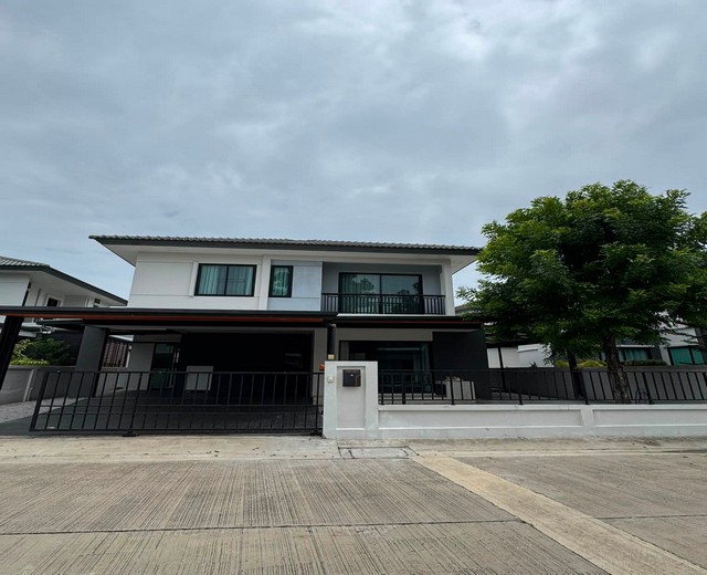 sss576 ขาย บ้านเดี่ยว 2 ชั้น บริทาเนีย บางนา-สุวรรณภูมิ กม.26 Britania Bangna-Suvarnabhumi Km.26