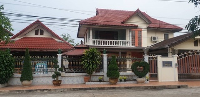 ปล่อยเช่าด่วน! บ้านเดี่ยวหลังใหญ่ พื้นที่กว้าง ทำเลทองติดถนนใหญ่ ย่านธัญบุรี11000/เดือน