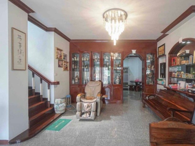 ให้เช่าบ้านเดี่ยว โครงการชิชา ถนนพระราม2 แอร์เฟอร์นิเจอร์ครบ มี4ห้องนอน3ห้องน้ำ1ห้องแม่บ้าน ราคาเช่าเดือนละ25000บาท