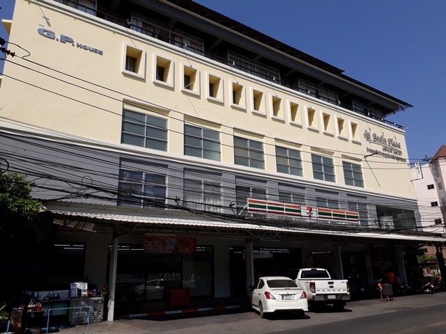 0 ให้เช่า สำนักงาน อาคารจีพีเฮ้าส์ลาดพร้าว ใกล้กับ ทาวน์อินทาวน์ 18000 บาทต่อเดือน ชั้นทั้งหมด 1 ชั้น ชั้นที่ 1