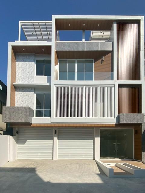 ให้เช่าโฮมออฟฟิศ 4 ชั้น 900 ตร.ม. ซอยอ่อนนุช 70-1 ใกล้รถไฟฟ้าสถานีศรีนุช