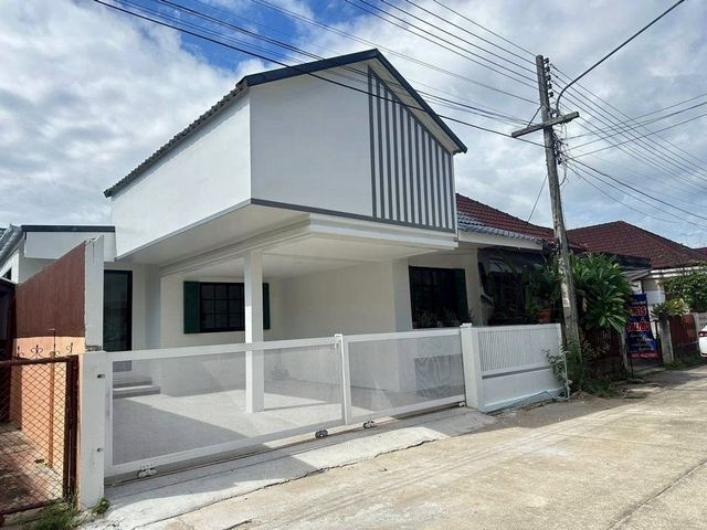 สุดคุ้ม 2.29 ล้าน #ศิริพร1 #สันทราย บ้านชั้นเดียว #รีโนเวทใหม่ พร้อมของแถมจัดเต็ม ฟังก์ชันครบ ราคาน่าจับจอง ทำเลดีเยี่ยม เดินทางสะดวก