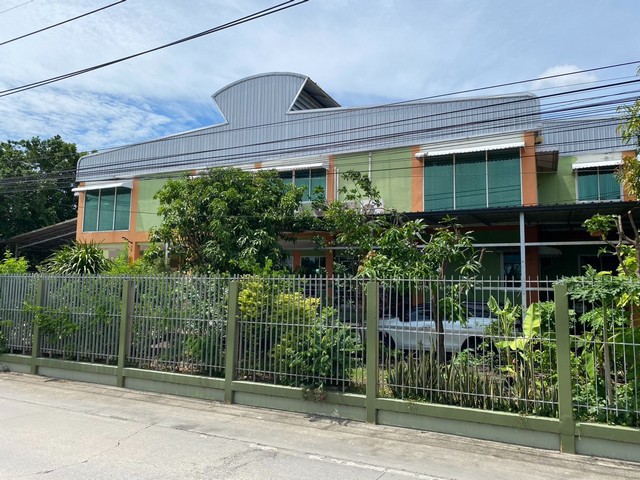 ขายด่วน! โรงงานผลิตที่นอนพร้อมใบ รง.4 (ทำเลคลอง 6 ปทุมธานี) เนื้อที่ 2 ไร่ | พื้นที่ใช้สอย &gt 3000 ตร.ม. | พร้อมดำเนินกิจการได้ทันที