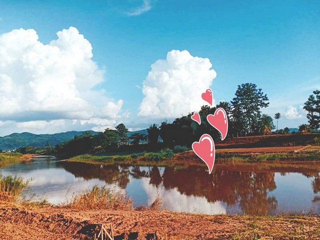 สู่ยุคหาทรัพย์ดีเอื้อเศรฐกิจ ที่สวยติดแม่น้ำน่าน น้ำใสไหลรินตลอดปี  ต.ศรีภูมิ อ.ท่าวังผา จ.น่าน ขาย 800000  วิวดีสวยมาก 0968821857