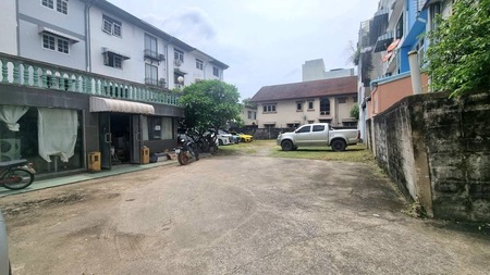 ขาย ที่ดิน 161 ตรว. ลาดพร้าว ซอย 41 เดินทางสะดวก เข้าจากปากซอย 200 เมตร ใกล้สถานนีภาวนาE
