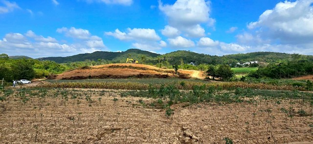 พื้นที่ดิน - 1700000 B.  พื้นที่ =  200 ตร.วา 0 ngan 0 ไร่ ไม่ไกลจาก ขนงพระ  อ.ปากช่อง รพ.ปากช่อง H O T!