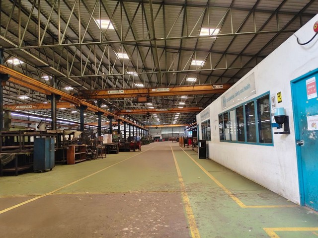 ให้เช่าโกดังสมุทรปราการ ให้เช่าโรงงาน/คลังสินค้าขนาด 1900 ตารางเมตร มีเครน 12 ตัน โกดังสูง 8 เมตร