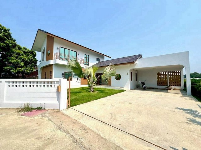 บ้านสร้างใหม่ เฟอร์นิเจอร์ครบ สไตล์โมเดิร์นมินิมอล สันนาเม็ง