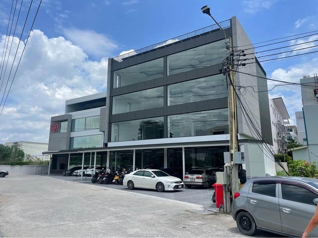 ให้เช่าสำนักงาน4ชั้น872ตร.มย่านซอยพัฒนาการ31สวนหลวงใกล้MRTหัวหมากพร้อมลิฟต์และลานจอดรถ