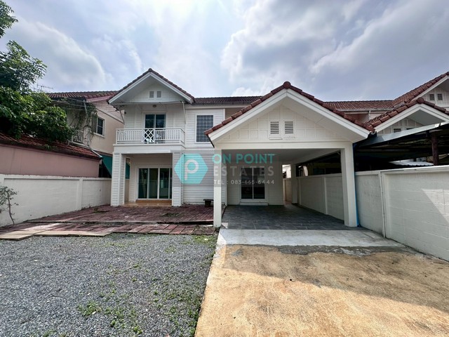 House at Ladprao 87 3 Bedrooms 3 Bathrooms for Rent (D2774)