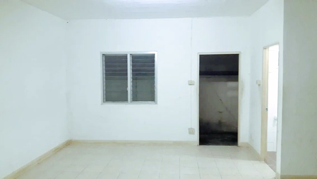 ประชาอุทิศ-สุขสวัสดิ์ 550 ม. ตลาดรวยมาร์เก็ต​ 750 ม. ให้เช่าทาวน์เฮ้าส์ 2ชั้น 3นอน  ปั๊ม ปตท.2 น้ำ 20 ตร.วา. 160ตร.ม.