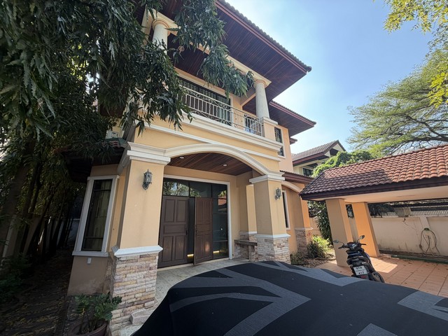 ให้เช่าบ้านเดี่ยวเอกมัย ซอยปรีดีพนมยงค์ 25 90000 บาท/เดือน