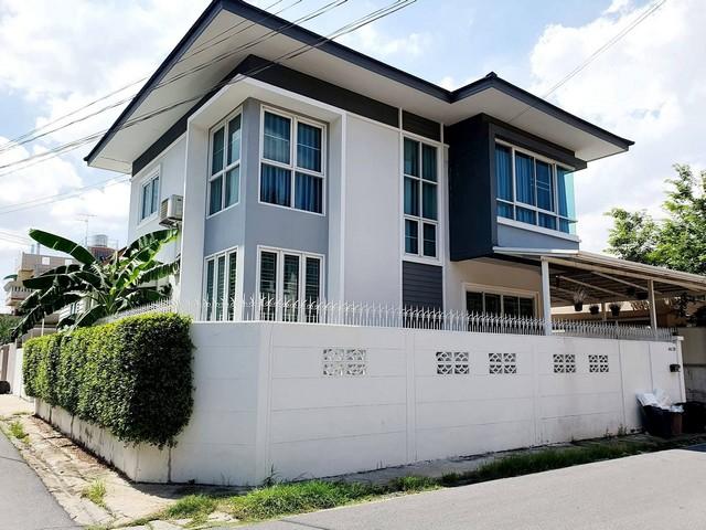 ขายบ้านเดี่ยว 2 ชั้น 50 ตร.ว. หลังมุม บ้านสร้างเอง ซอยเสรีไทย 26 ใกล้มอเตอร์เวย์