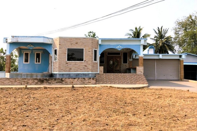 ขายบ้านเดี่ยว ถนนสายสว่างอารมณ์-ลาดยาว อ.สว่างอารมณ์ จ.อุทัยธานี