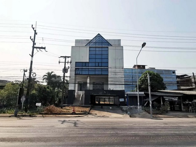 ขายสำนักงาน แกลง จังหวัดระยอง อาคารสำนักงาน 4 ชั้น พร้อมดาดฟ้า ราคาโปรโมชั่น