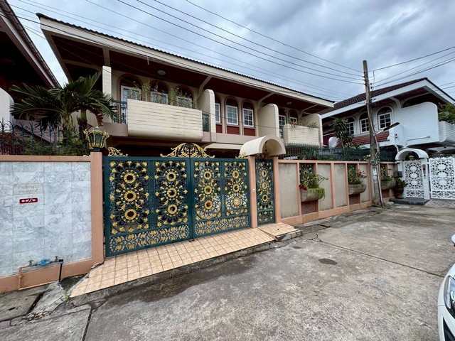 ขายบ้าน 88 ตารางวา 2 ชั้น ซอยอรุณอมรินทร์ 39 ถนนอรุณอมรินทร์ แขวงอรุณอมรินทร์ เขตบางกอกน้อย กรุงเทพมหานคร