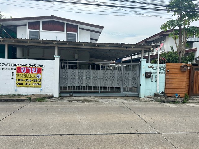 ขายบ้านเดี่ยว  82 ตารางวา  ซอยนวมินทร์81  บึงกุ่ม   กรุงเทพ  ZT556