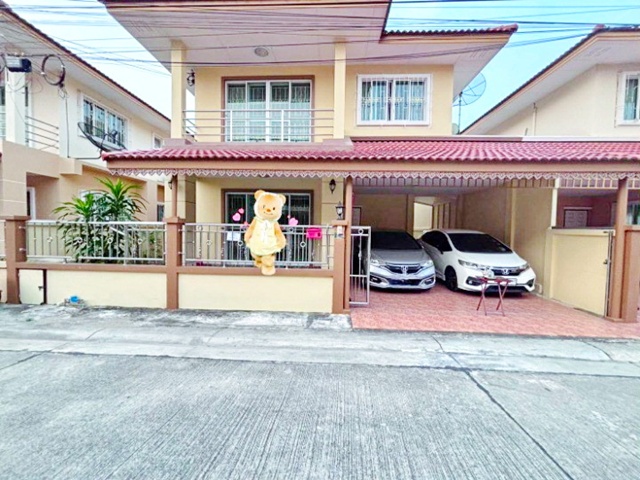 บ้านเดี่ยว 2 ชั้นให้เช่า 3นอน 2 น้ำ 36ตร.ว. 150ตร.ม. 2คันเพอร์เฟค ตลาดบางแก้ว 900 ม. เมกาบางนา 3 กม.BTS ศรีนครินทร์