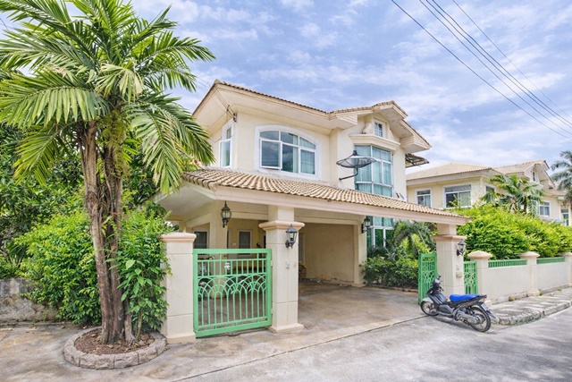 ภัสสร ลด25% 4นอน ดรีมเวิลด์ 4 กม.บ้านเดี่ยวหรู  ฟังก์ชันครบ85ตรว.  285ตรม. 5น้ำ  รังสิต คลองสาม ฟิวเจอร์พาร์ค รังสิต 3 กม.