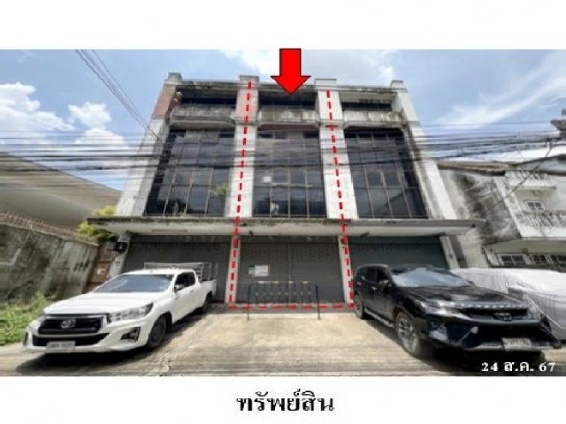 ขายอาคารพาณิชย์มือสอง เขตบางกะปิ กรุงเทพ บ้านเดี่ยวหันไปทางทิศตะวันออก