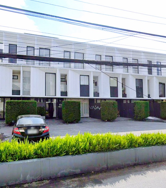 MRTวัชรพล 1.5กม.ให้เช่าสำนักงานใหญ่ระดับพรีเมียม 4ชั้น 25 ตร.วา.เพลินนารี่มอลล์ 750 ม. 400ตร.ม. รร.นานาชาติกีรพัฒน์ 3กม. SME 2นอน 4น้ำ