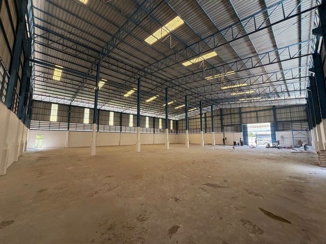 ให้เช่าโรงงาน ขนาด 1050 ตร.ม. ผังม่วง โรงงานหลังเดี่ยวปรับปรุงใหม่ บนถนนเทพารักษ์ สมุปราการ
