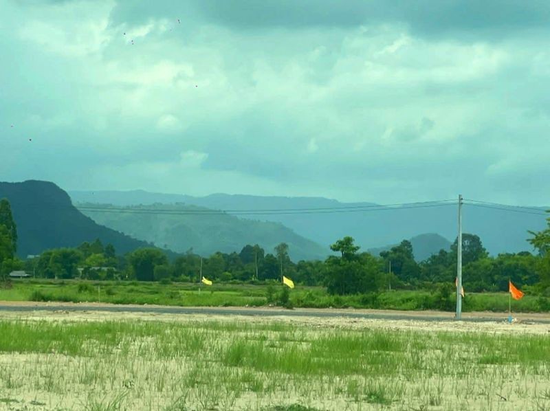 ขายที่สวยวิวเขา ใกล้ รร.นายร้อยจปร. 200 ตรว. ต.พรหมณี อ.เมืองนครนายก โฉนดครุฑแดงพร้อมโอน มี 2 แปลงติดกันซื้อแปลงเดียวหรือทั้งสองก็ได้