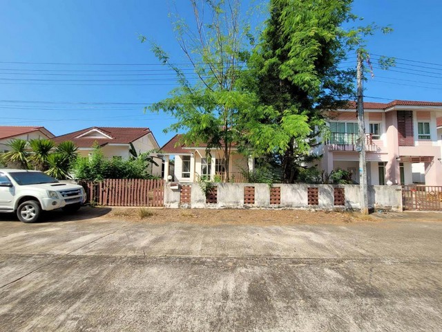 ขาย บ้านเดี่ยว โครงการ  ธาราศิริ ห่างจาก เซ็นทรัล สุราษฎร์ธานี เพียง 3.50 กม.