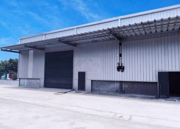 ให้เช่าโกดังใหม่พร้อมออฟฟิศ 2 ชั้น 537.5 ตรม ใกล้ตลาดไท คลองหลวง ปทุมธานี